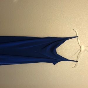 Short blue gown.